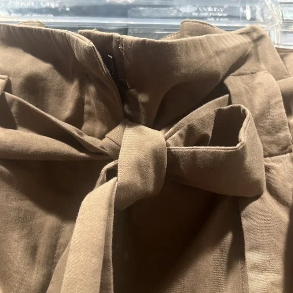 H&M Skirt - Picture 2 of 6